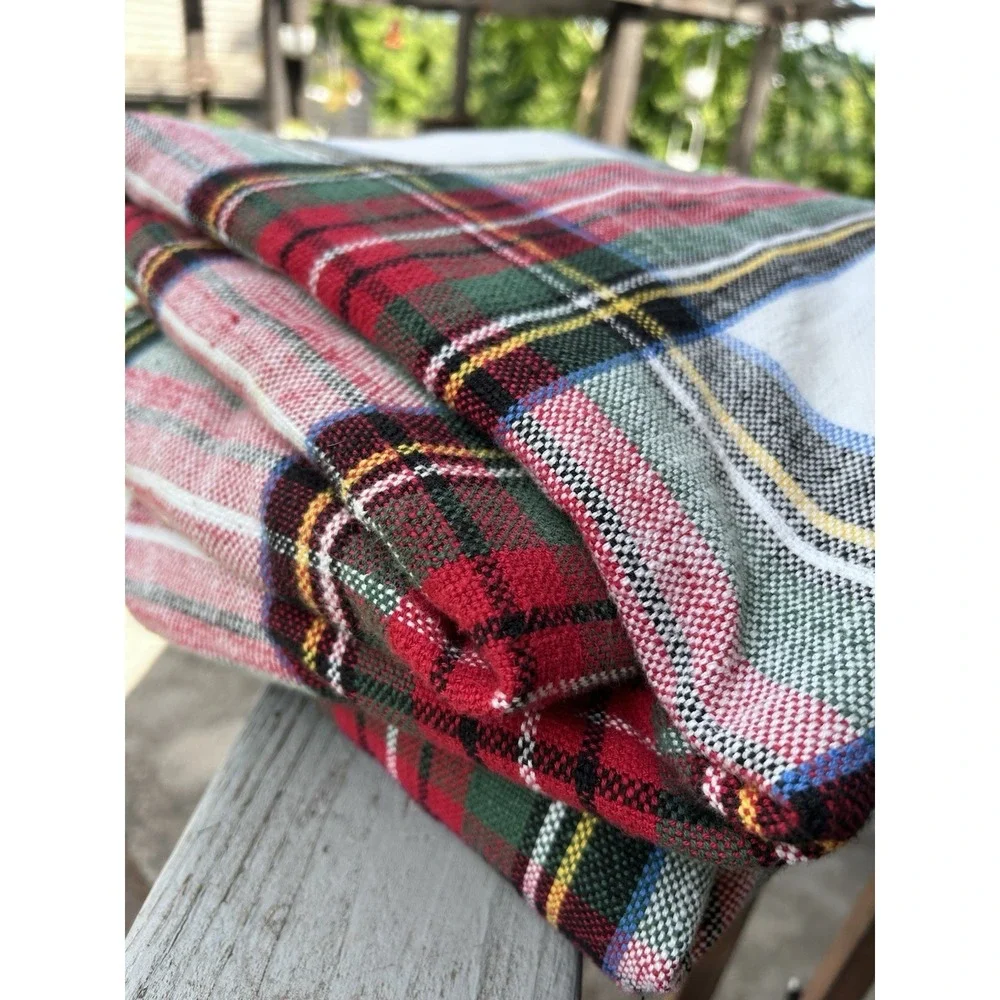 Pottery Barn Stewart Plaid Tartan Duvet Cover King / Cal King White Red Green
